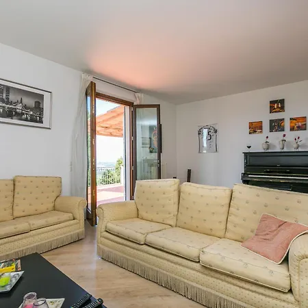 Appartamento Casa Lensi By Interhome *